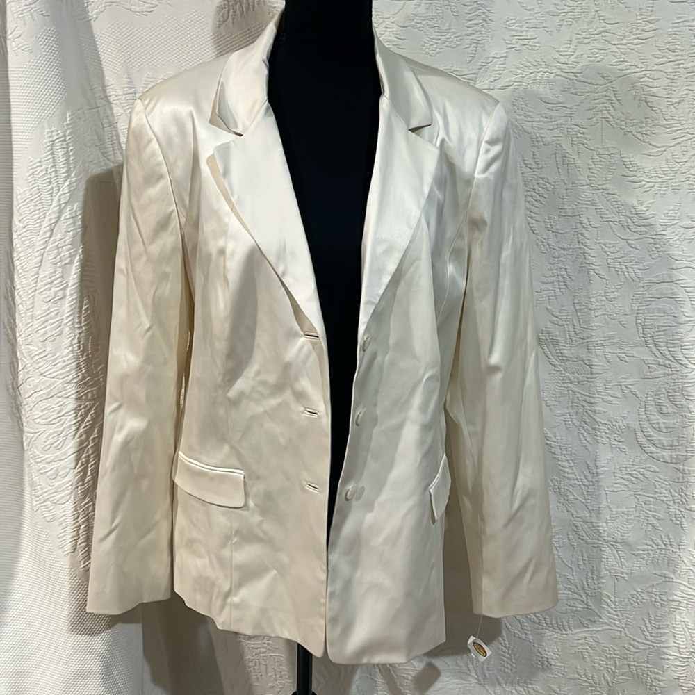 Talbots‎ cream/ivory blazer, size 16, NWT